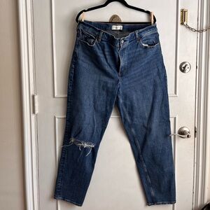 Abercrombie & Fitch High Waisted Mom Jean